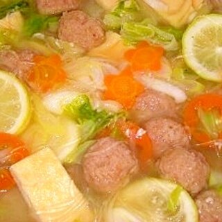 白菜と肉団子の塩麹スープ